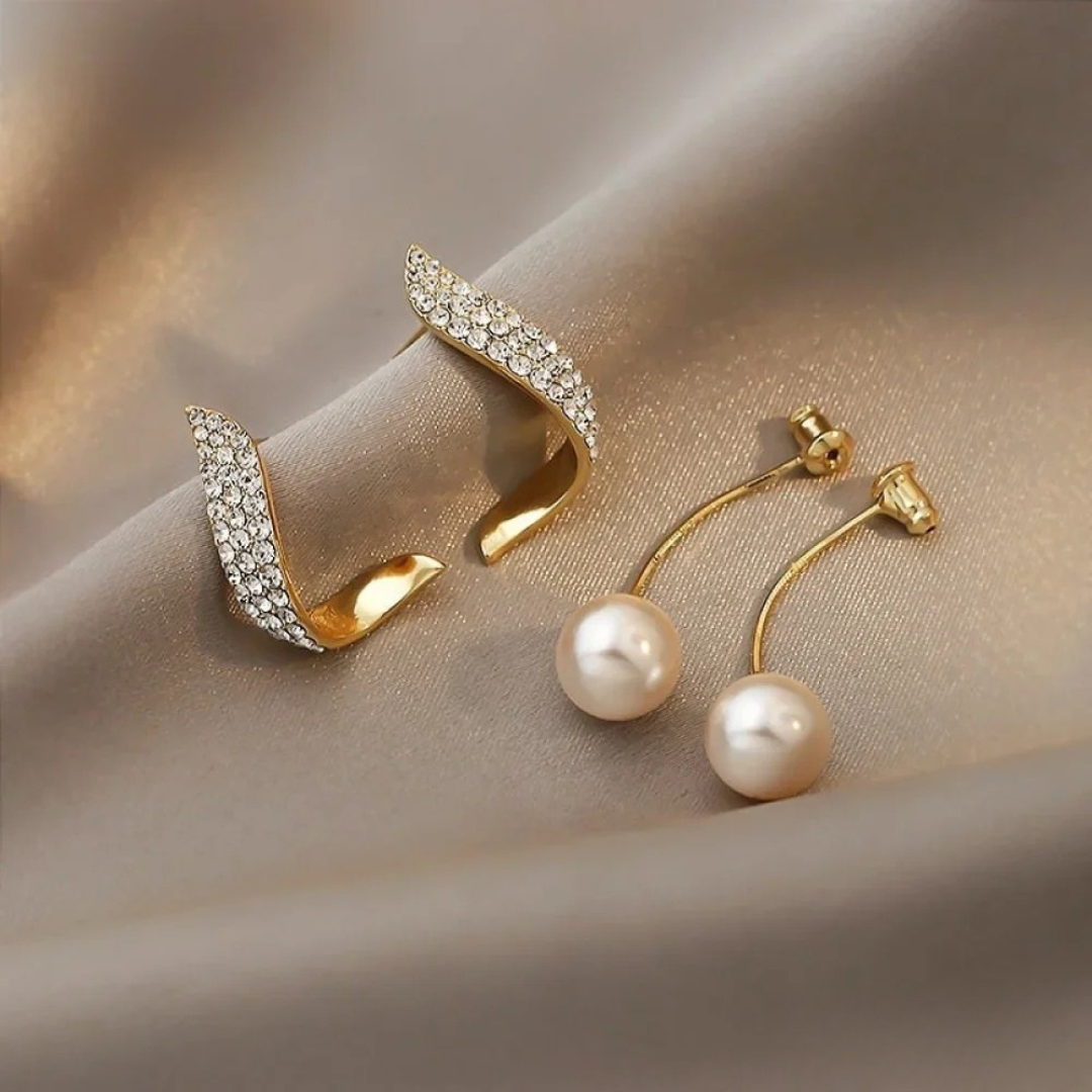Boucles d'Oreilles Finition Or avec Perle