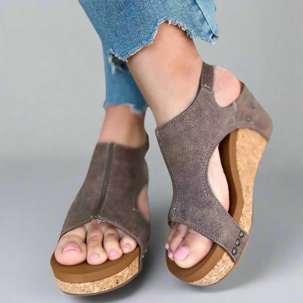 Mechthild™ Sandales en matériau premium