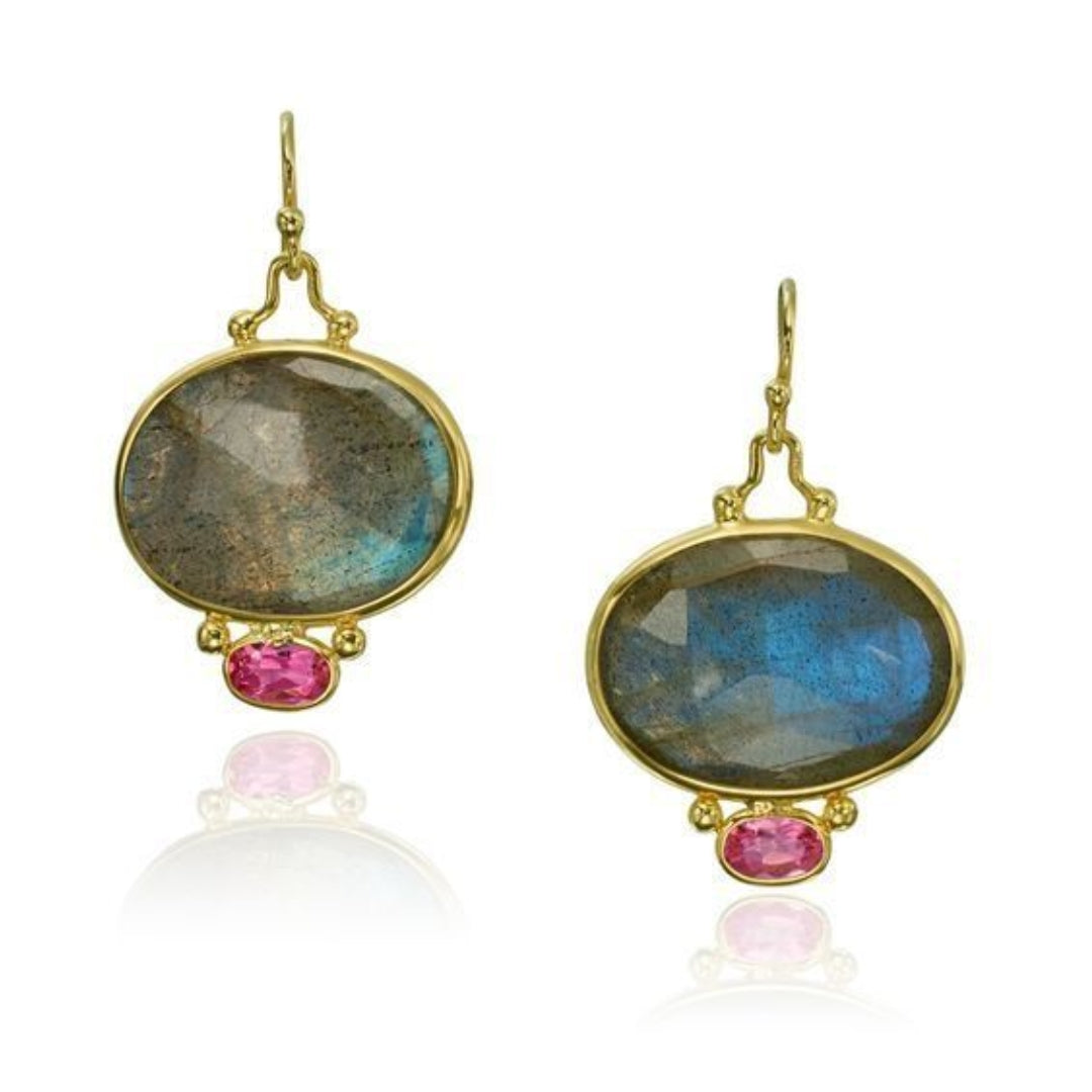Boucles d'oreilles vintage avec des zirconias rouges et bleus