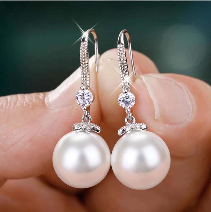 Boucles d’oreilles effet perles naturelles faites à la main (forme ronde)