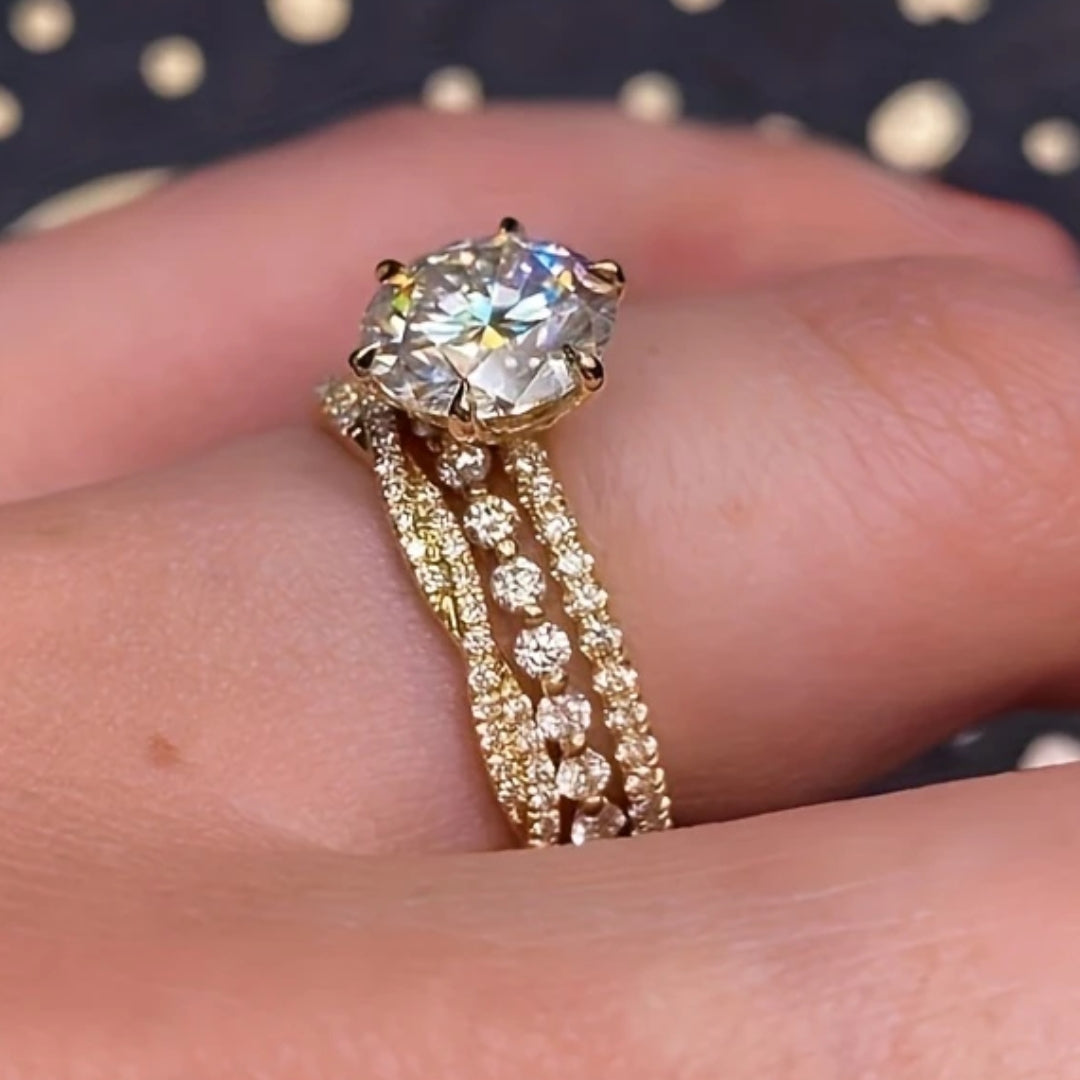 Bague en or élégante à plusieurs couches avec zirconia