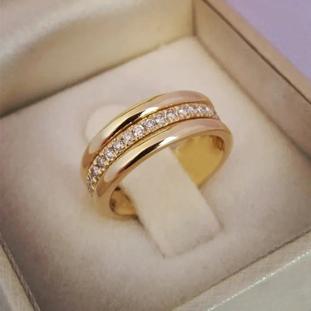 Bague élégante en zircone doublement sertie