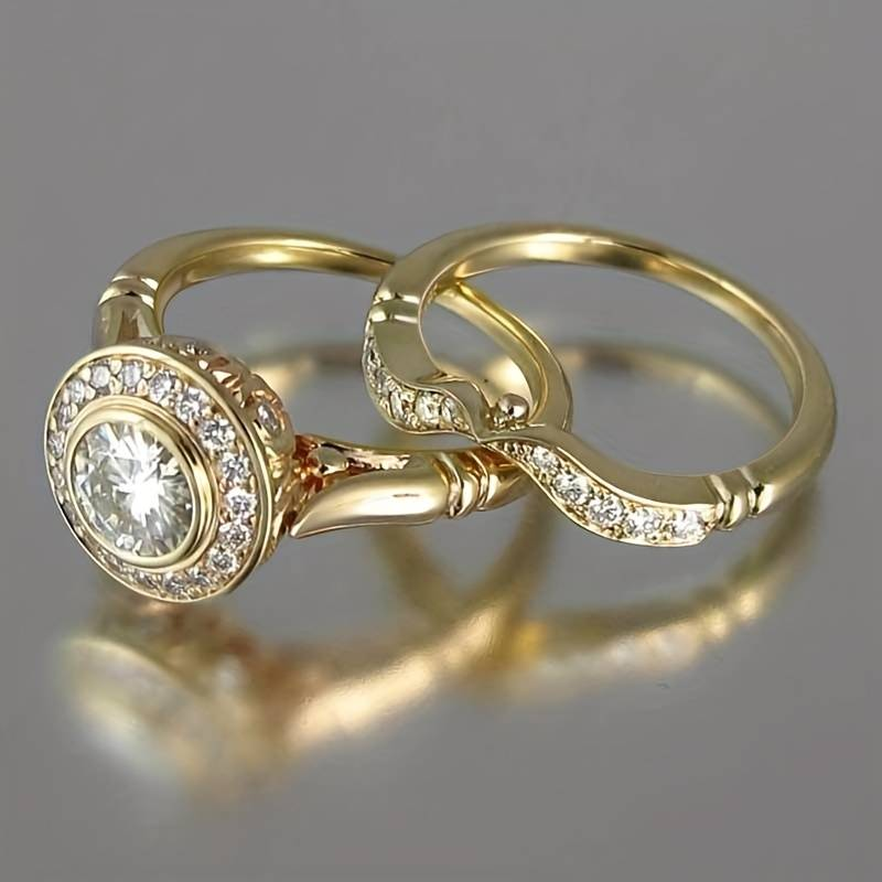 Paquet de bagues vintage finition or et zirconium