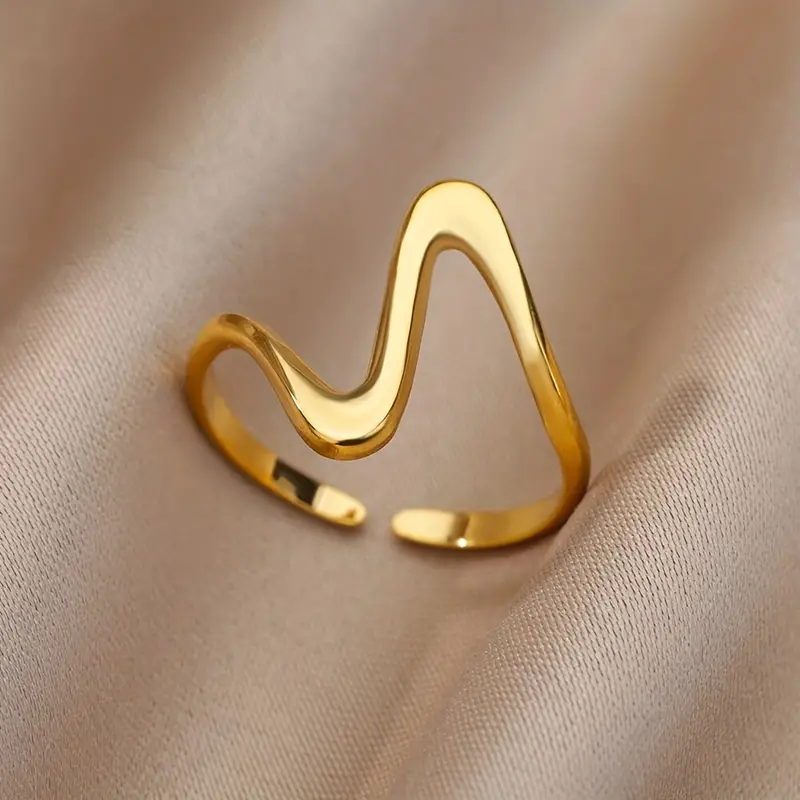 Bague irrégulière fintion or