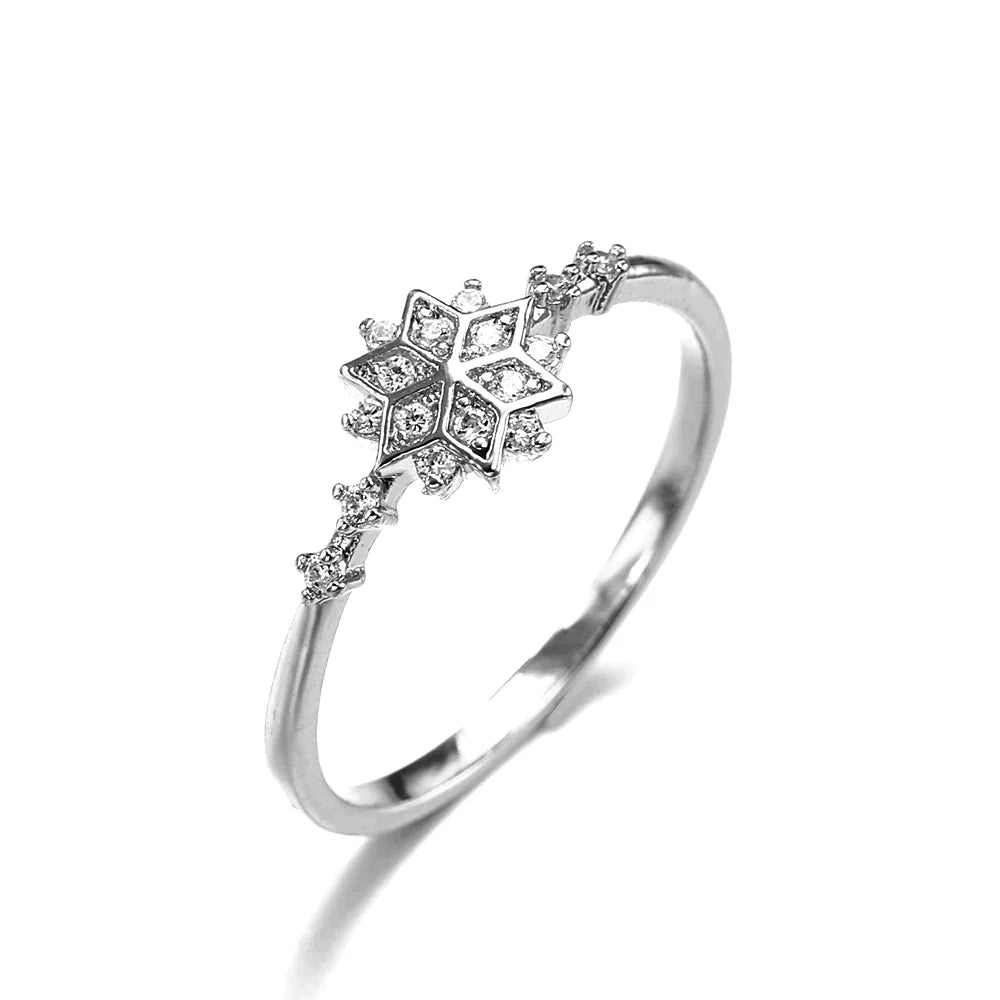 Bague en flocons de neige argentée