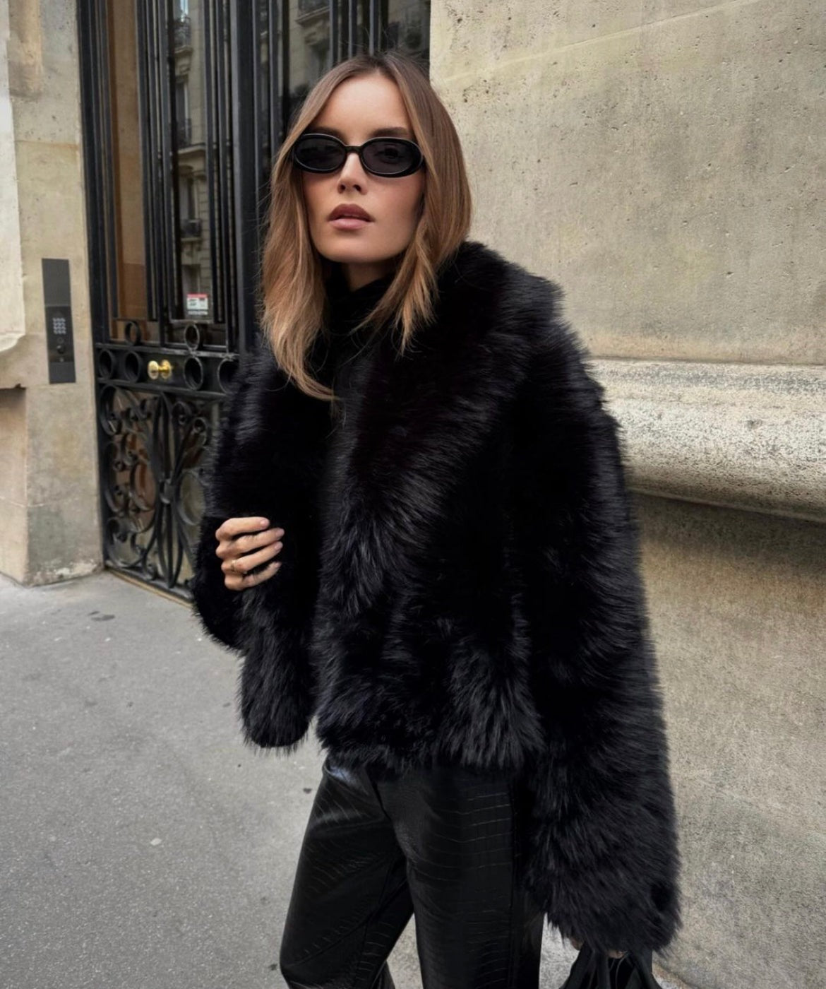 Yani - Manteau en Fourrure Noire Lux