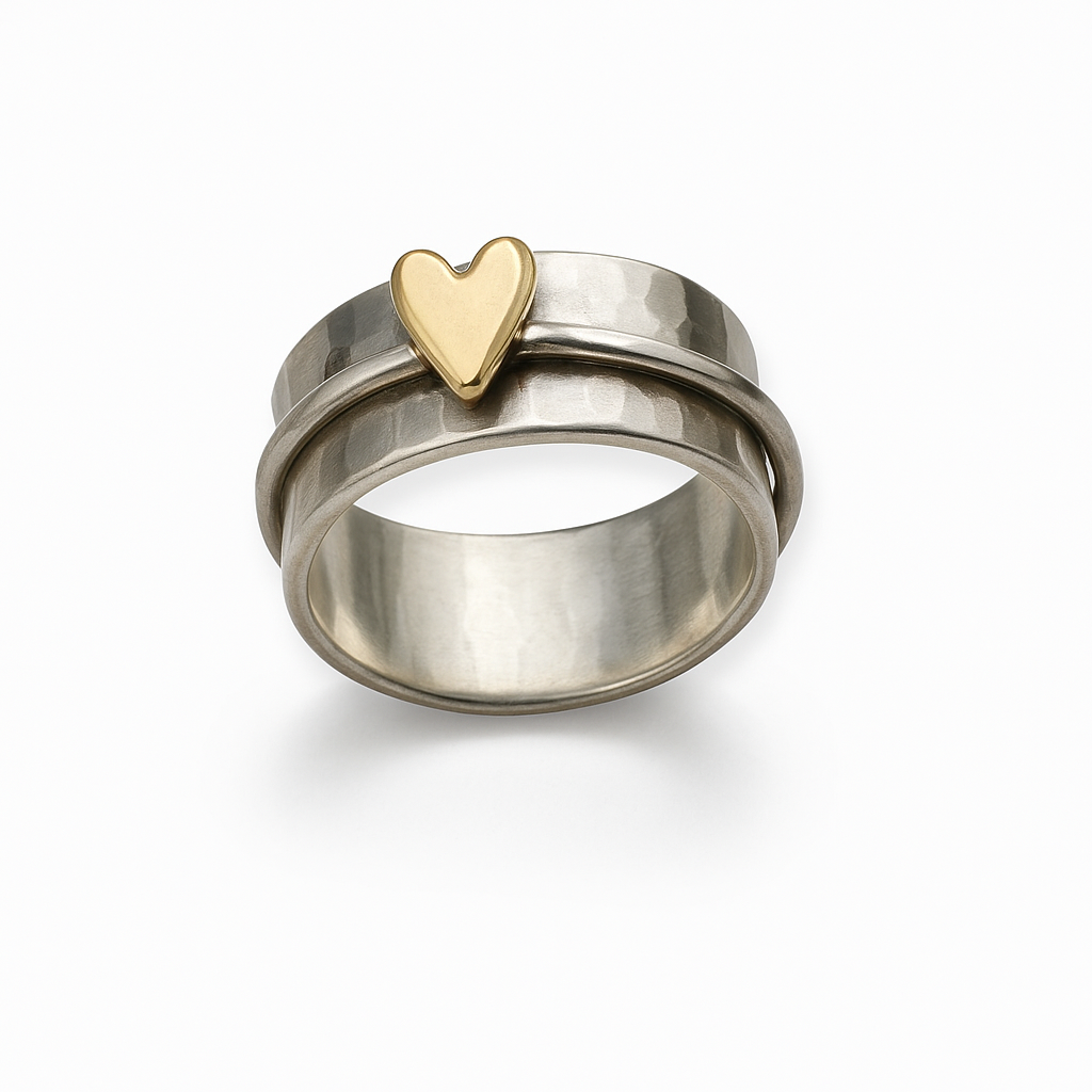Bague argentée avec cœur doré style vintage