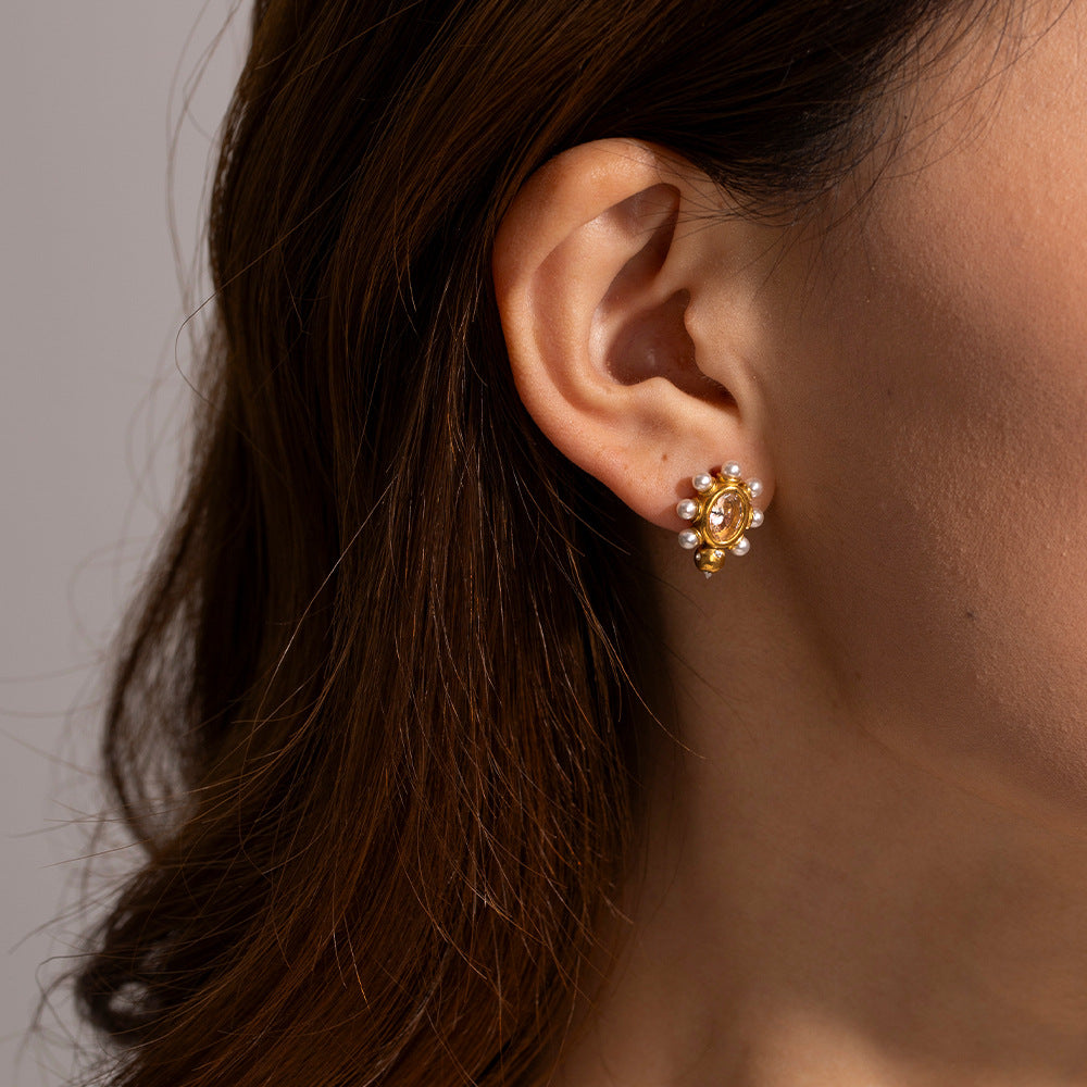 Boucles d'Oreilles Élégantes Finition Or & Perles