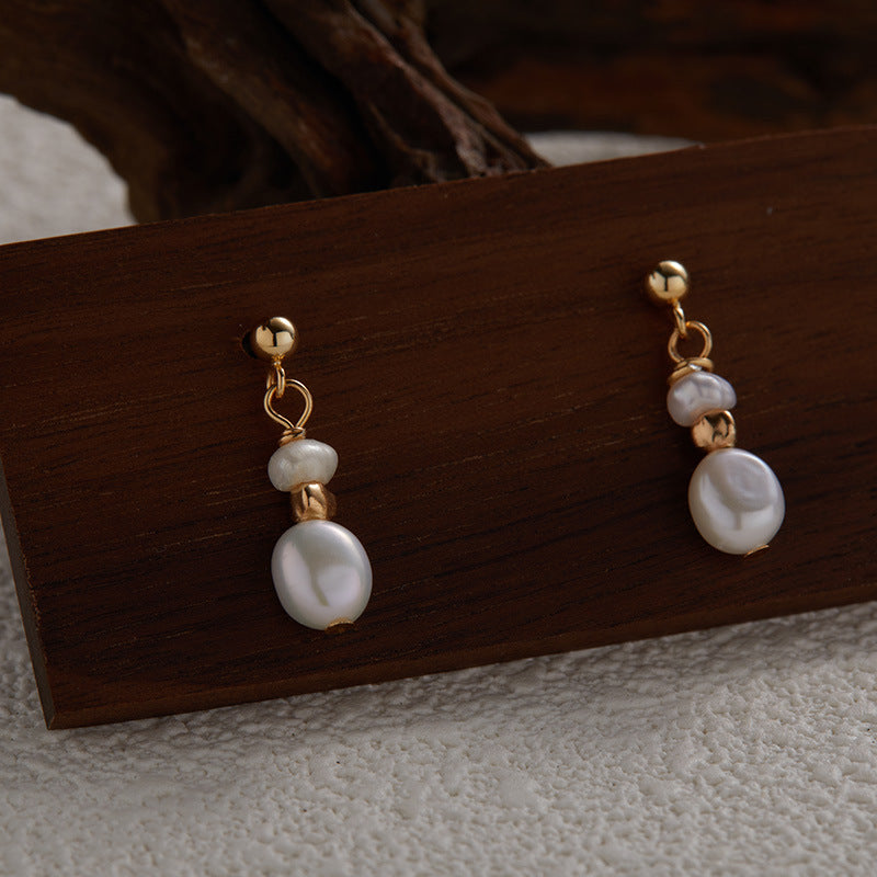 Boucles d'Oreilles Vintage en Finition Argent avec Perles