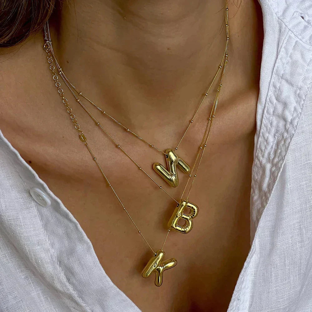 Collier spécial initiales plaqué or 18 carats avec bulles de ballon