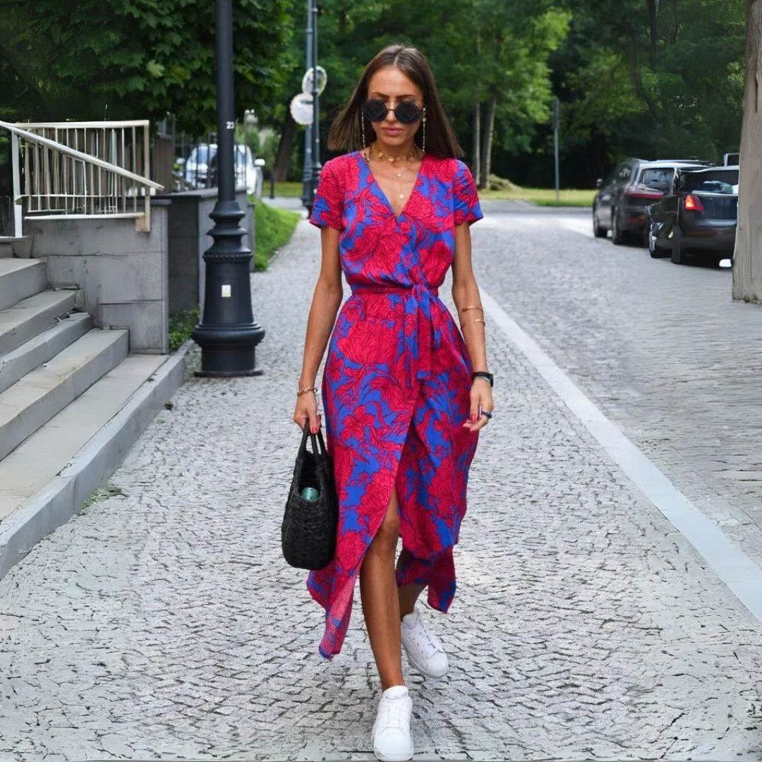 Suzanna | Robe élégante à col en V