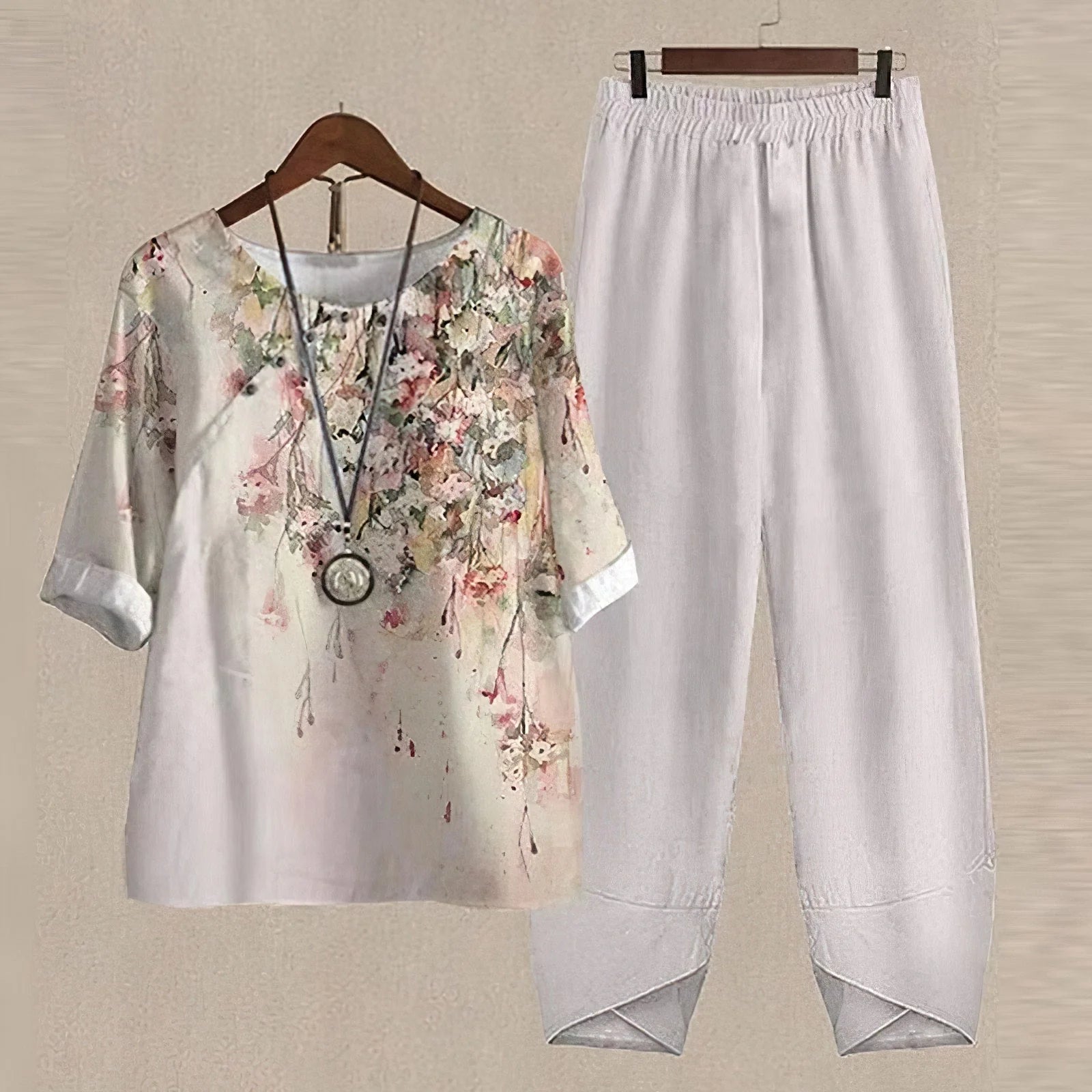 Tenue Élégante et Confortable Liv