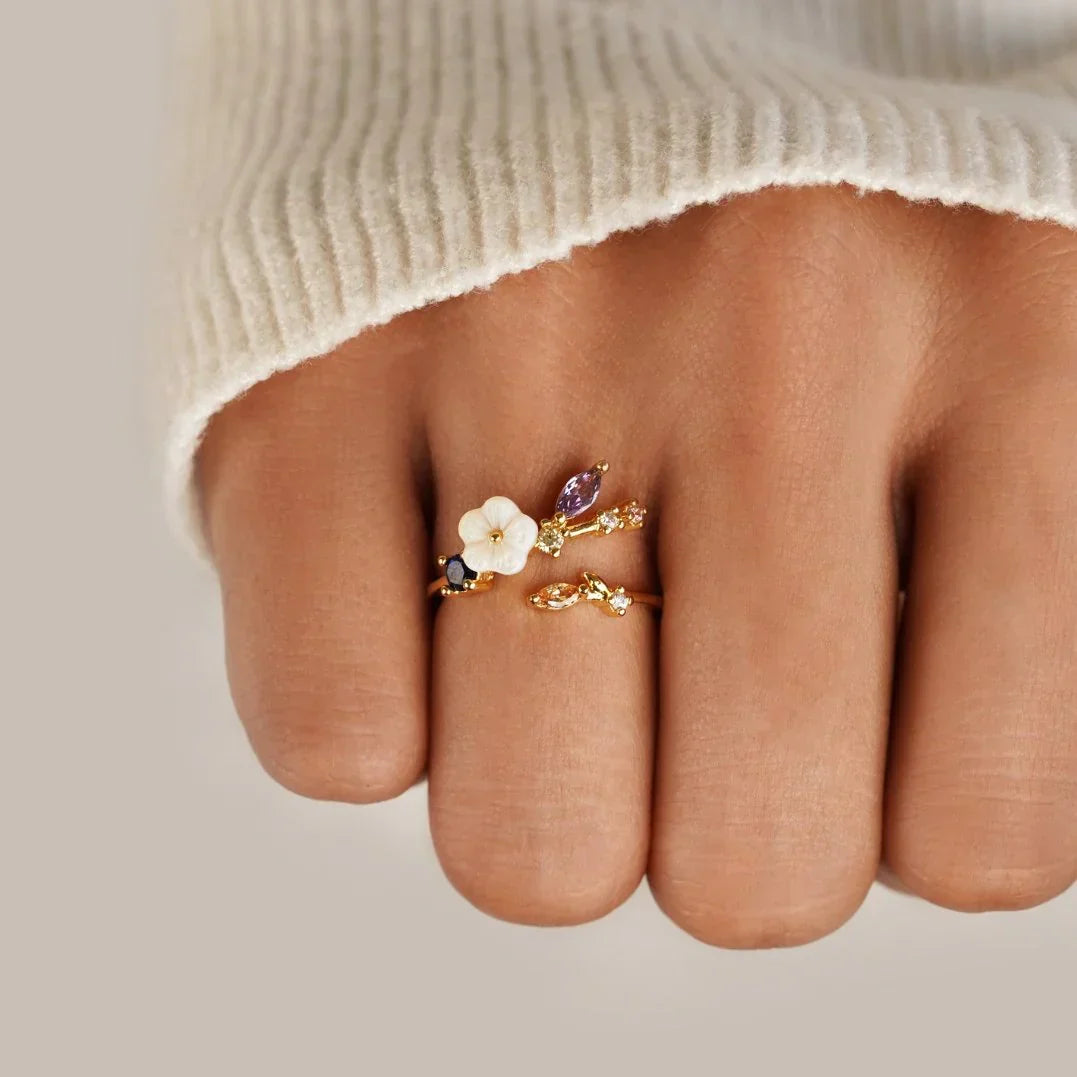 Bague Ajustable Fleur Épanouie - Finition Or et Zircon