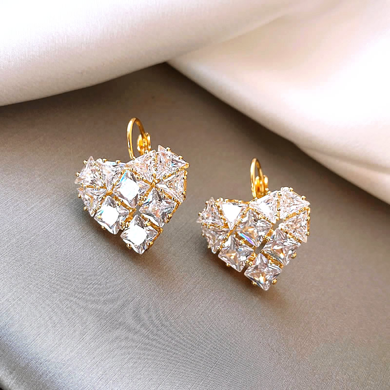 Boucles d'oreilles en cristal en forme de cœur élégantes
