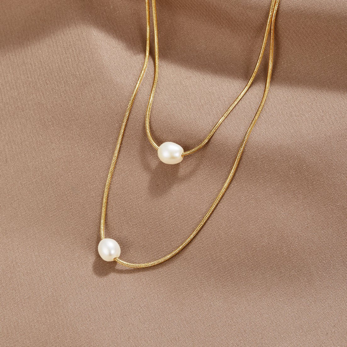 Collier Perles d’Eau Douce Superposées plaqué or 18K